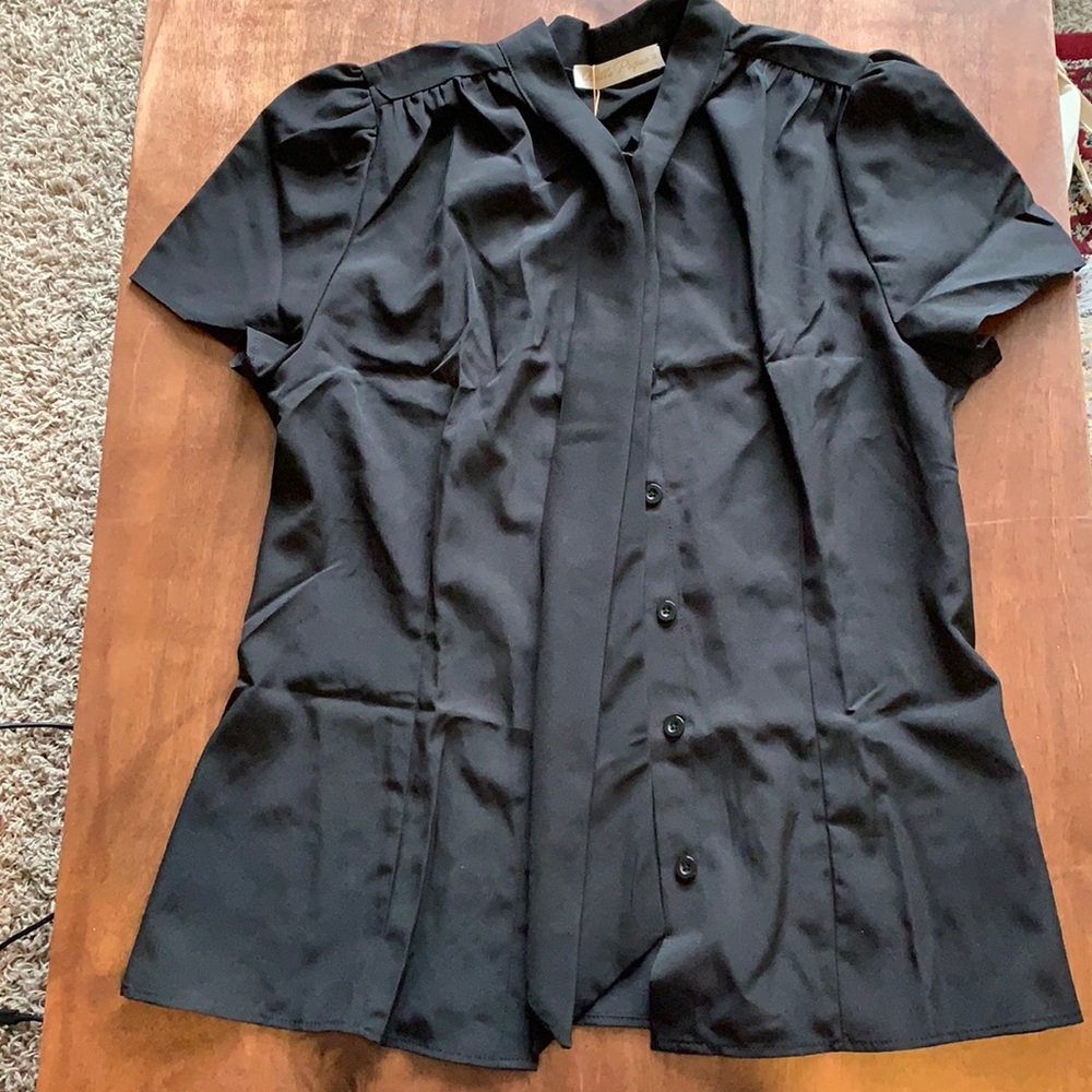 Retro tie shirt